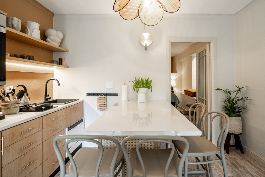 To Let 2 Bedroom Property for Rent in Camps Bay Western Cape